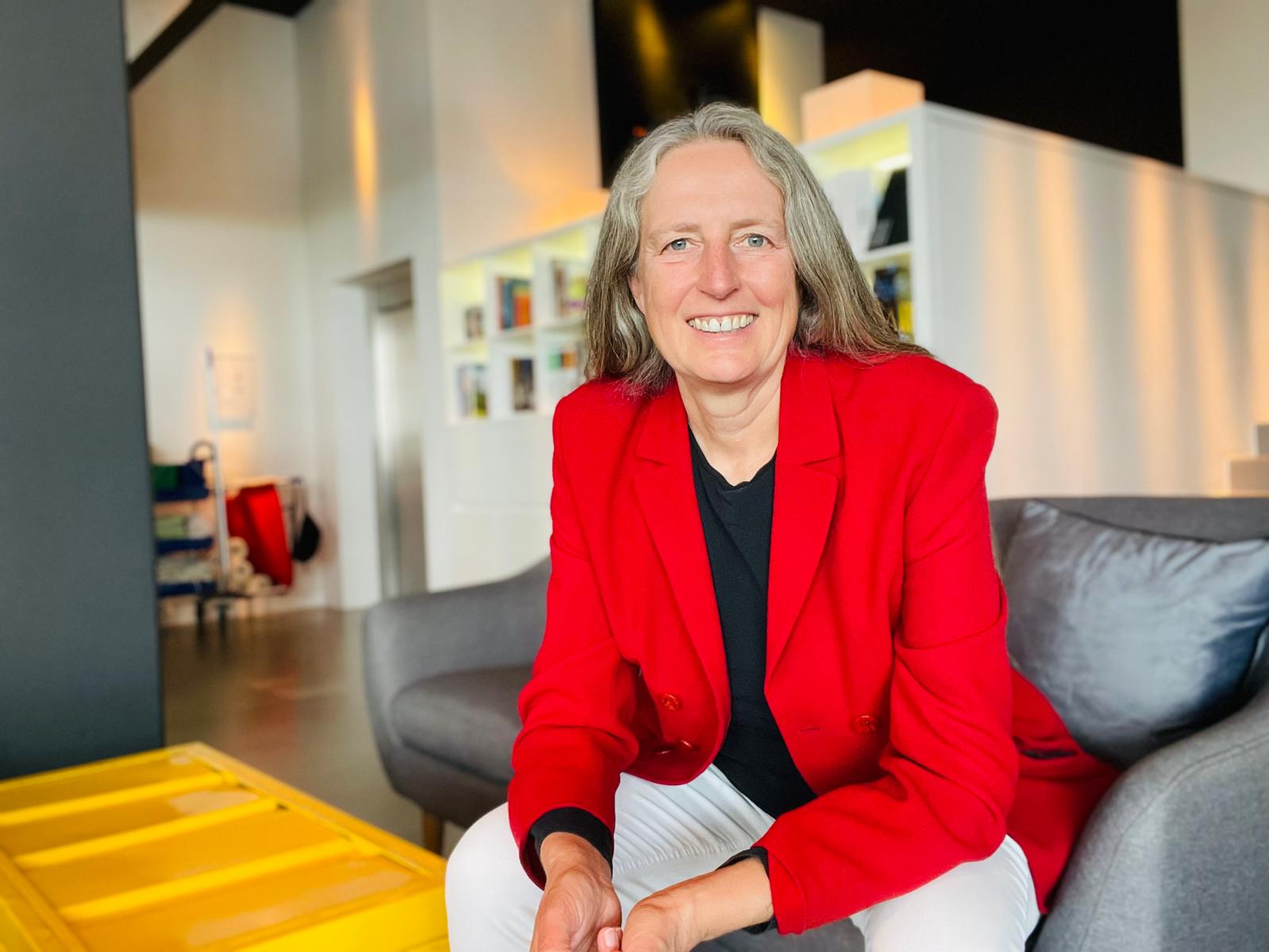 Dr. Gaby Wiegran